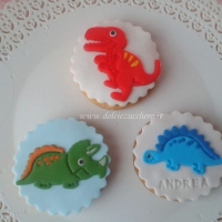 Biscotti decorati segnaposto con dinosauri per feste_2