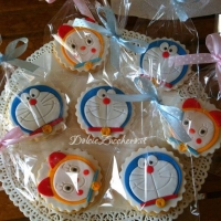 Biscotti a tema Doraemon decorati segnaposto per feste compleanno_3