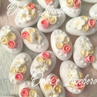 confetti classici decorati con fiori
