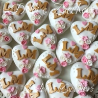 confetti decorati magnum matrimonio con iniziali e fiori