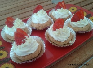 Tartellette con crema di mascarpone e cioccolato bianco 2